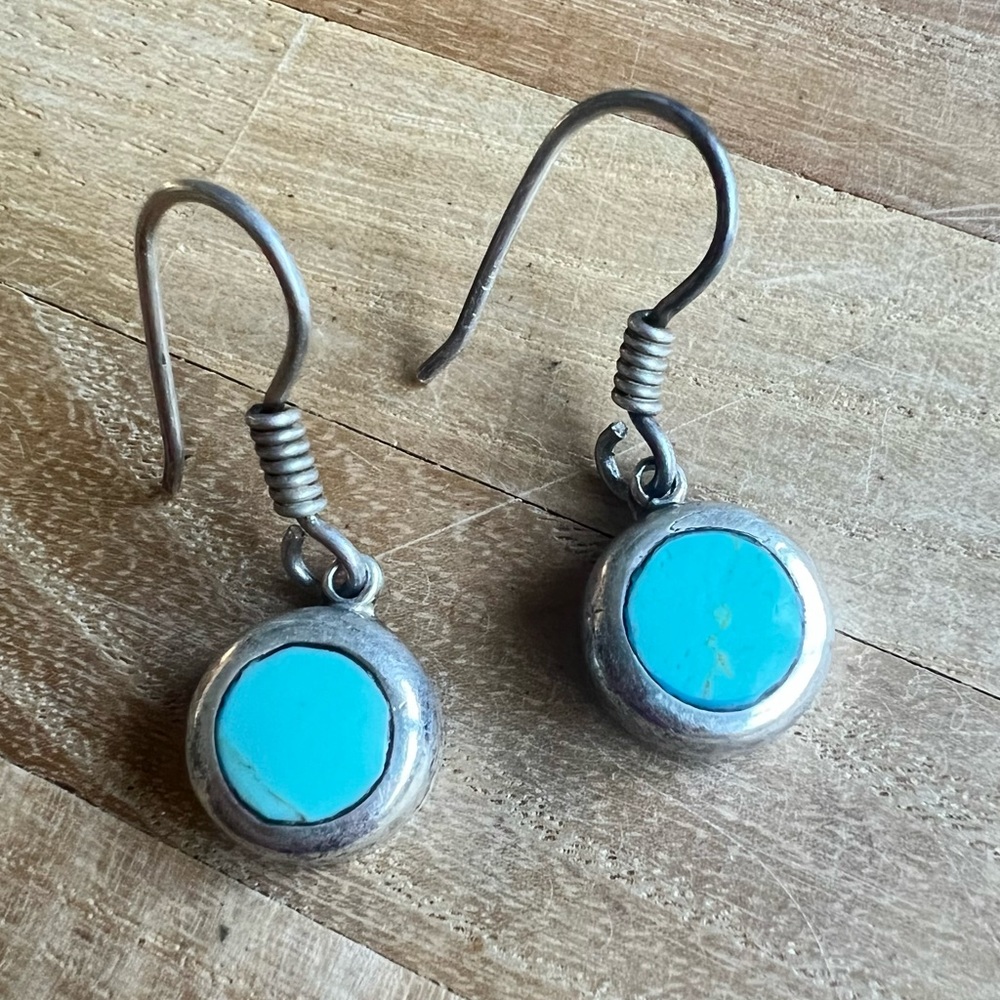 Vintage 925 Sterling silver southwestern style turquoise drop earrings